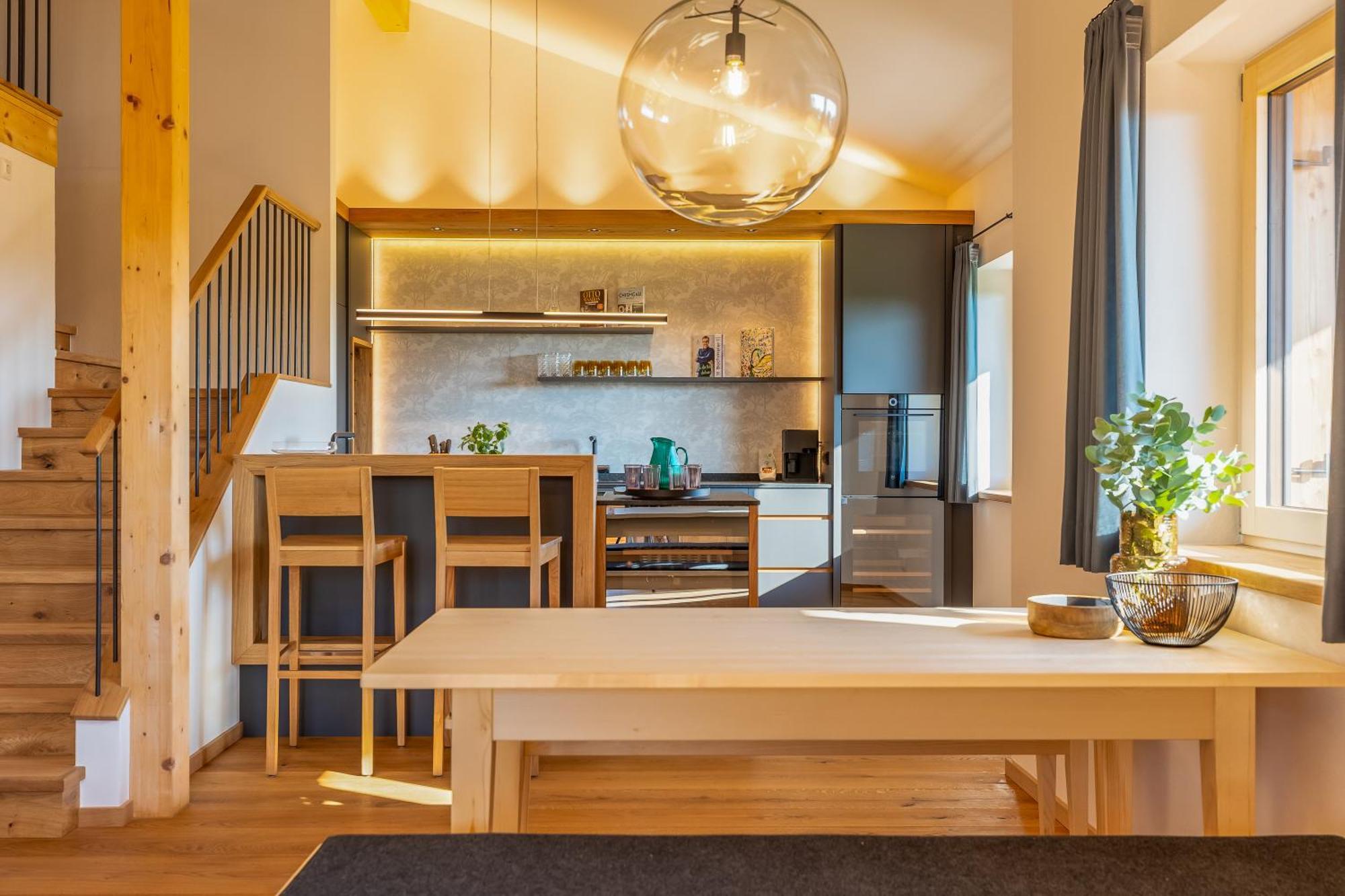 Graf Chiemo Suites - Direkt Am Chiemsee Mit Separatem Seezugang شيمنغ المظهر الخارجي الصورة
