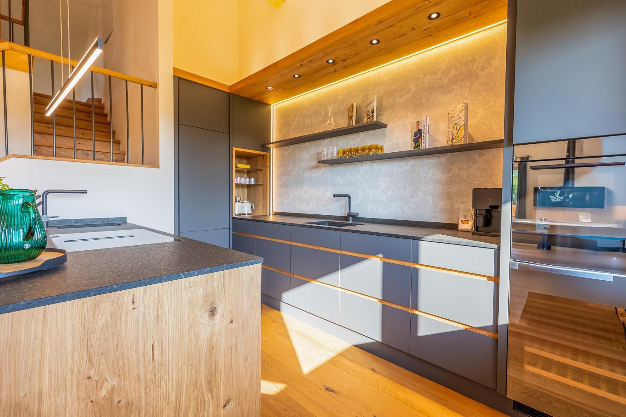 Graf Chiemo Suites - Direkt Am Chiemsee Mit Separatem Seezugang شيمنغ المظهر الخارجي الصورة