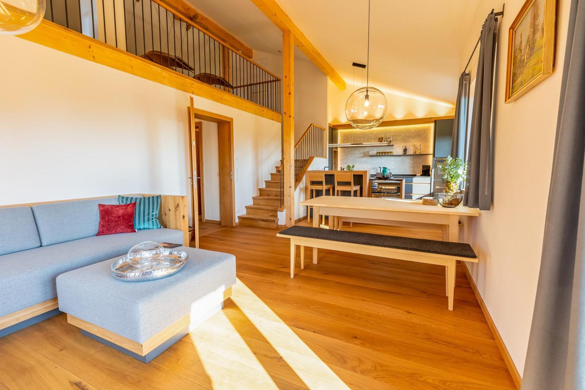 Graf Chiemo Suites - Direkt Am Chiemsee Mit Separatem Seezugang شيمنغ المظهر الخارجي الصورة