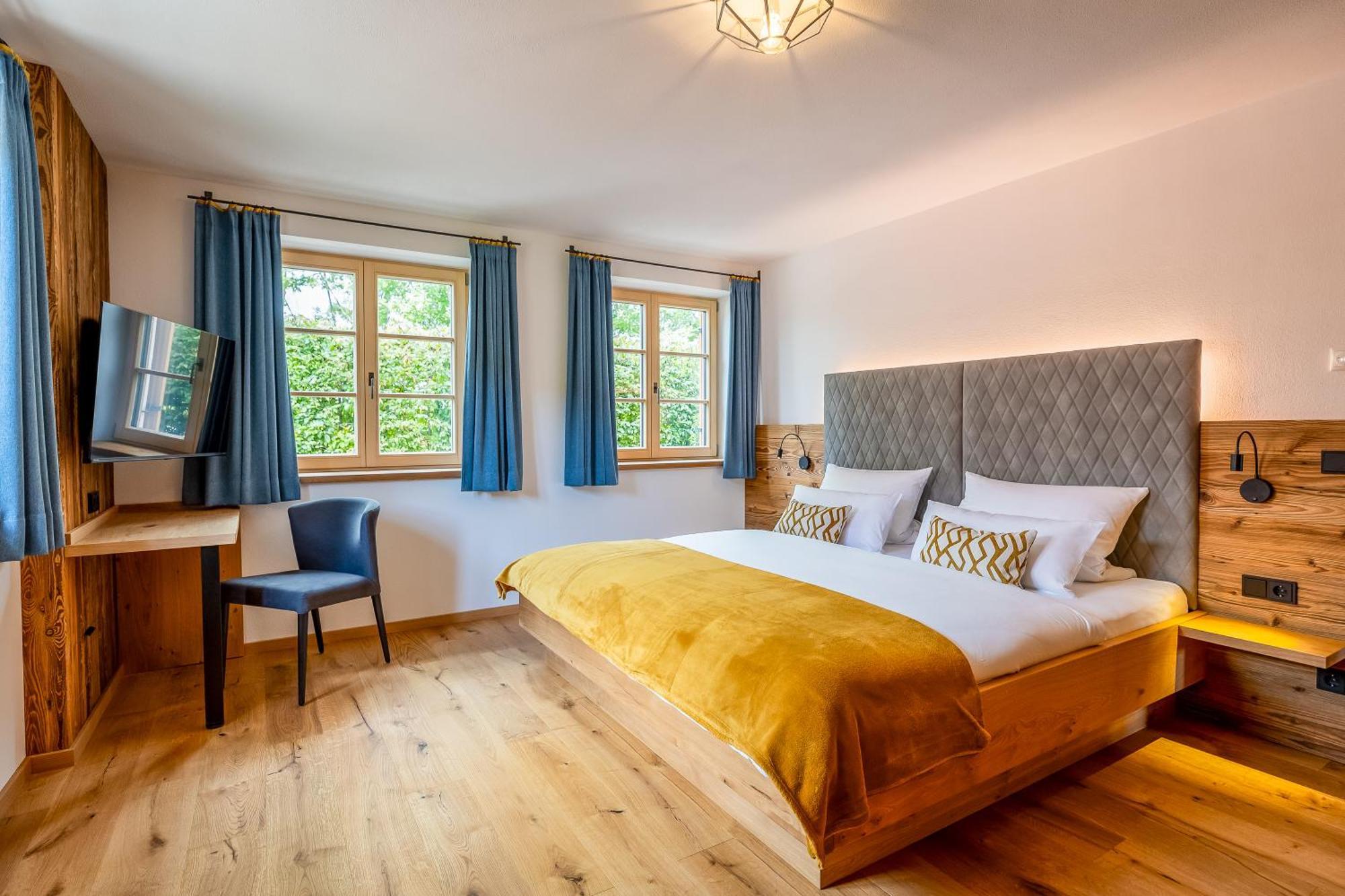 Graf Chiemo Suites - Direkt Am Chiemsee Mit Separatem Seezugang شيمنغ المظهر الخارجي الصورة