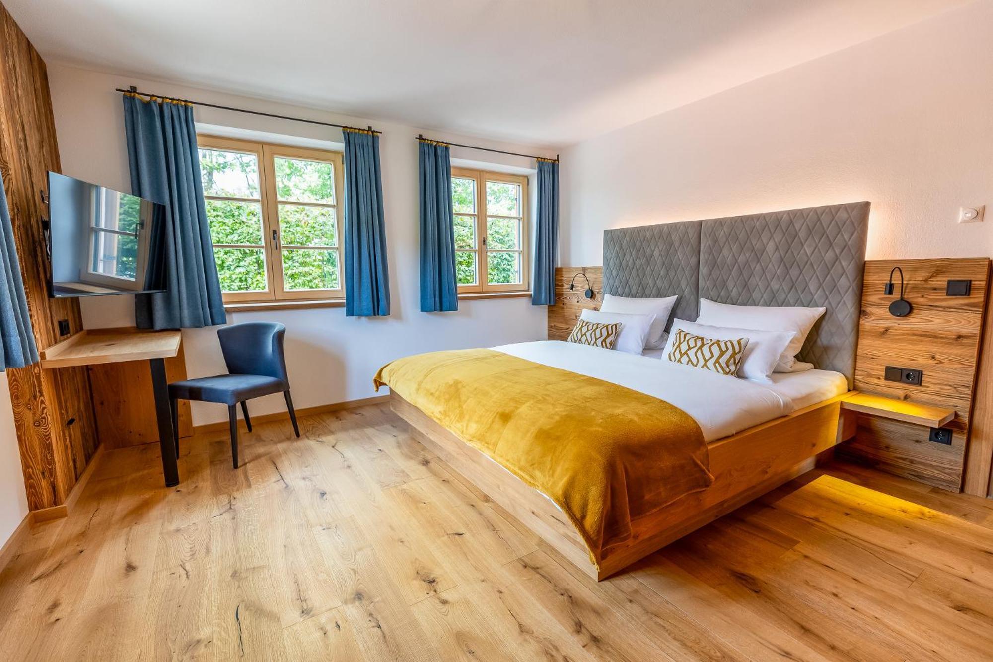Graf Chiemo Suites - Direkt Am Chiemsee Mit Separatem Seezugang شيمنغ المظهر الخارجي الصورة
