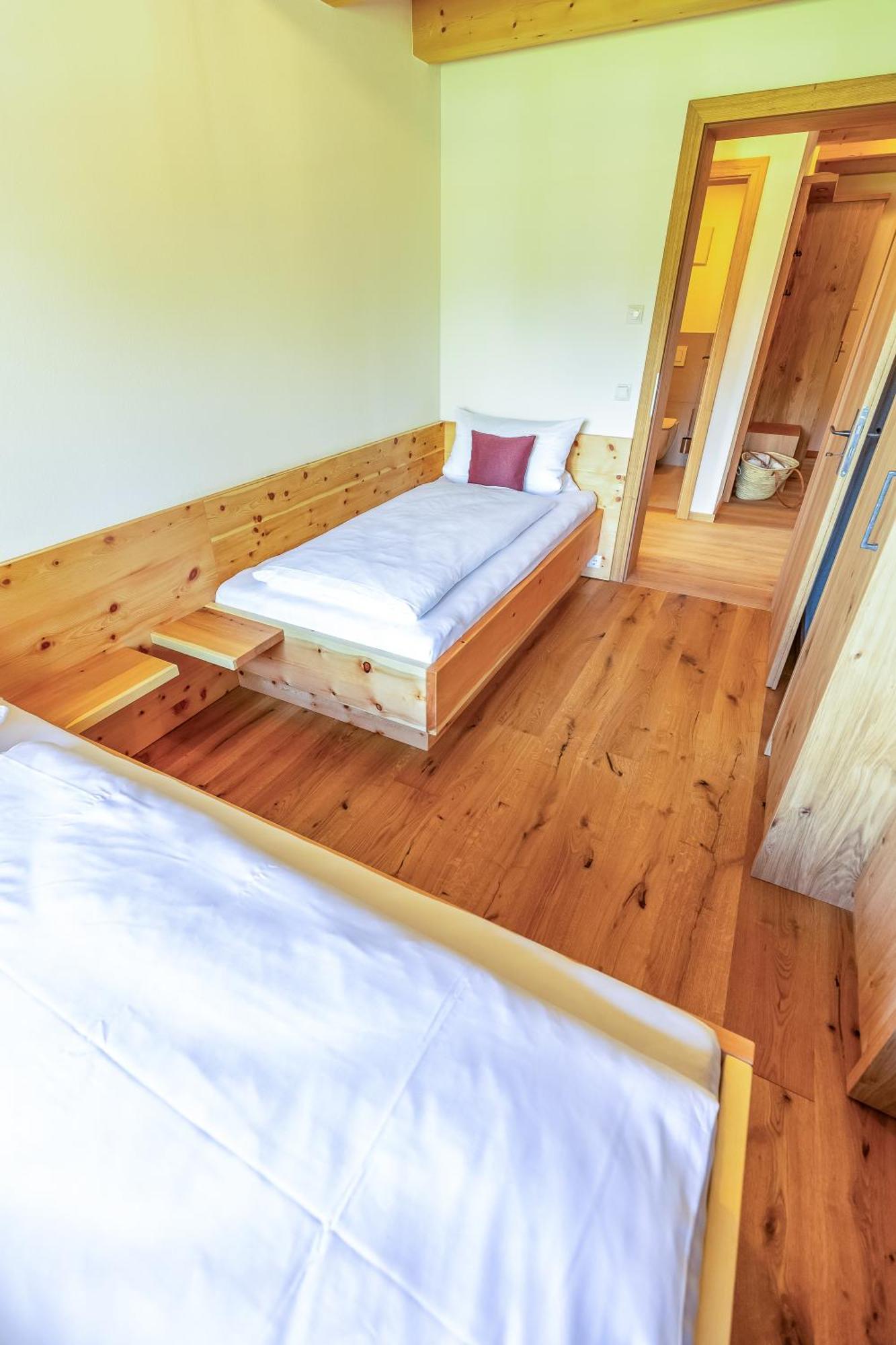 Graf Chiemo Suites - Direkt Am Chiemsee Mit Separatem Seezugang شيمنغ المظهر الخارجي الصورة
