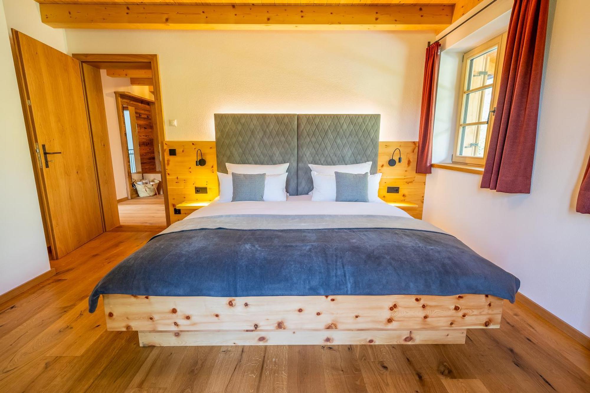 Graf Chiemo Suites - Direkt Am Chiemsee Mit Separatem Seezugang شيمنغ المظهر الخارجي الصورة