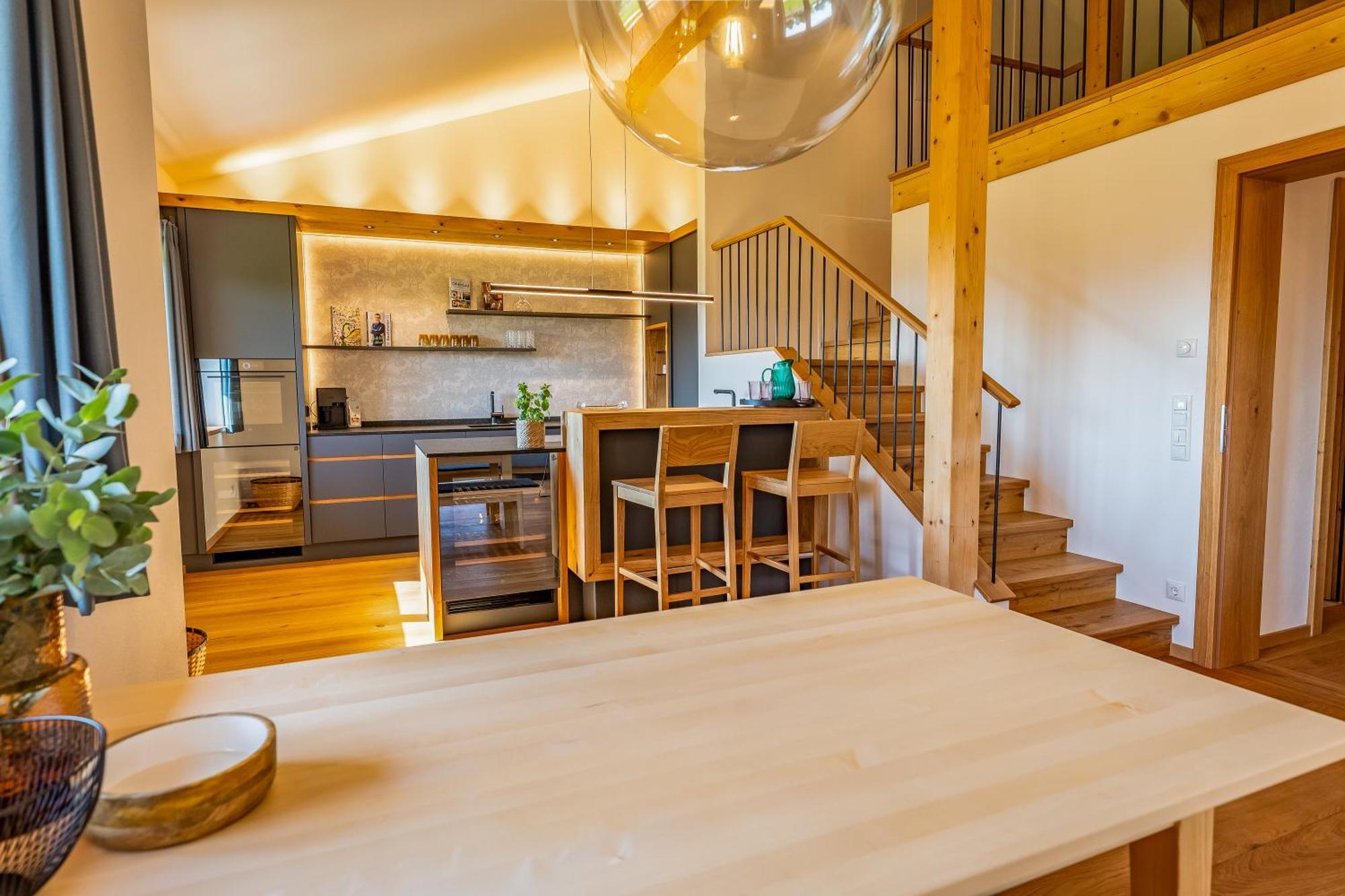 Graf Chiemo Suites - Direkt Am Chiemsee Mit Separatem Seezugang شيمنغ المظهر الخارجي الصورة
