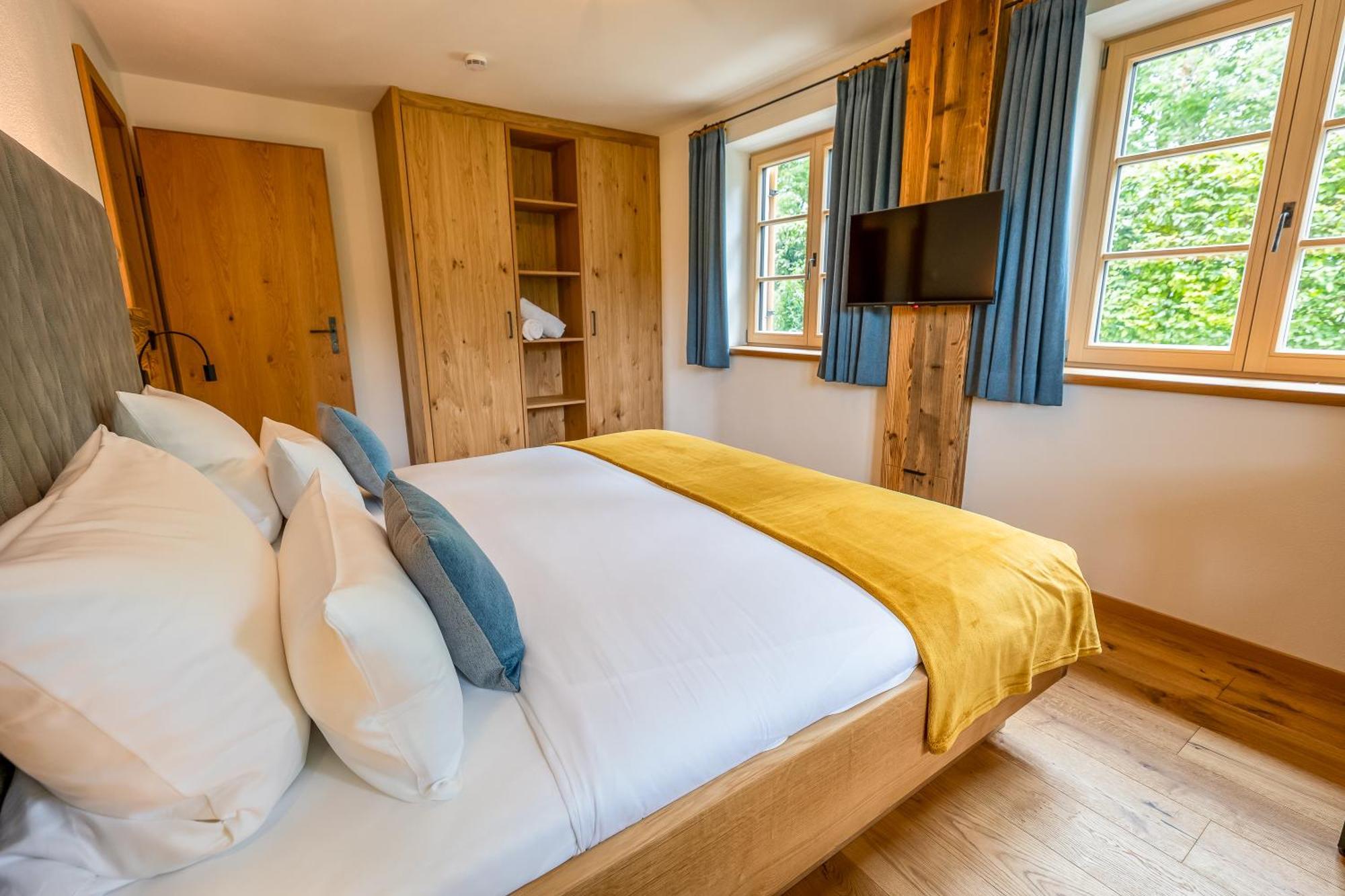 Graf Chiemo Suites - Direkt Am Chiemsee Mit Separatem Seezugang شيمنغ المظهر الخارجي الصورة