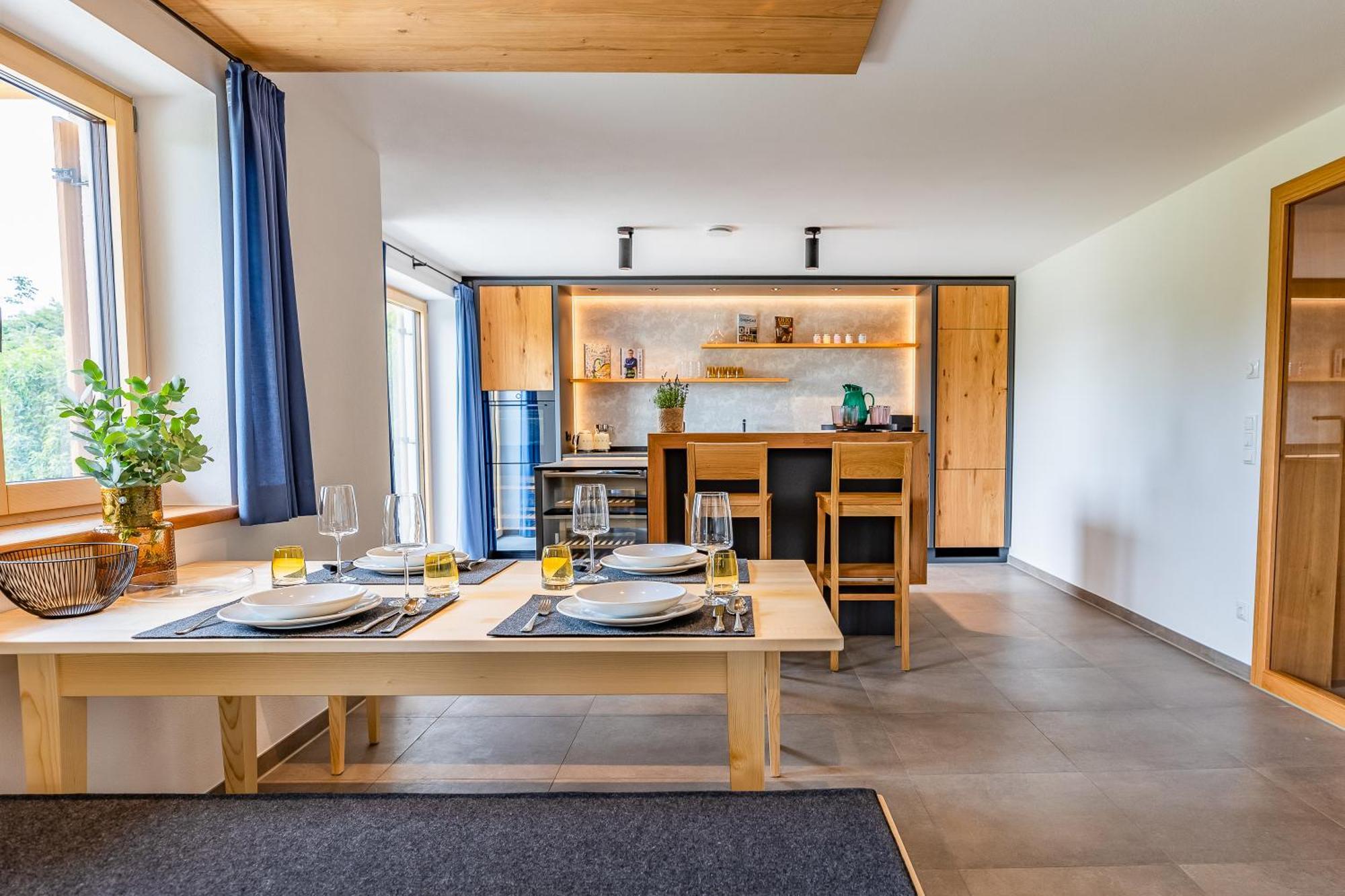 Graf Chiemo Suites - Direkt Am Chiemsee Mit Separatem Seezugang شيمنغ المظهر الخارجي الصورة